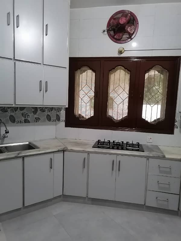 DHA Lahore Phase 3 Z block 10 Marla house for rent 6