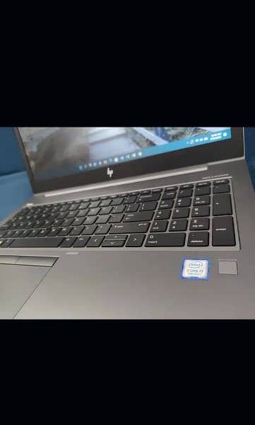 HP Z book 15u 0