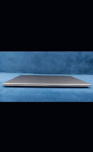 HP Z book 15u 8