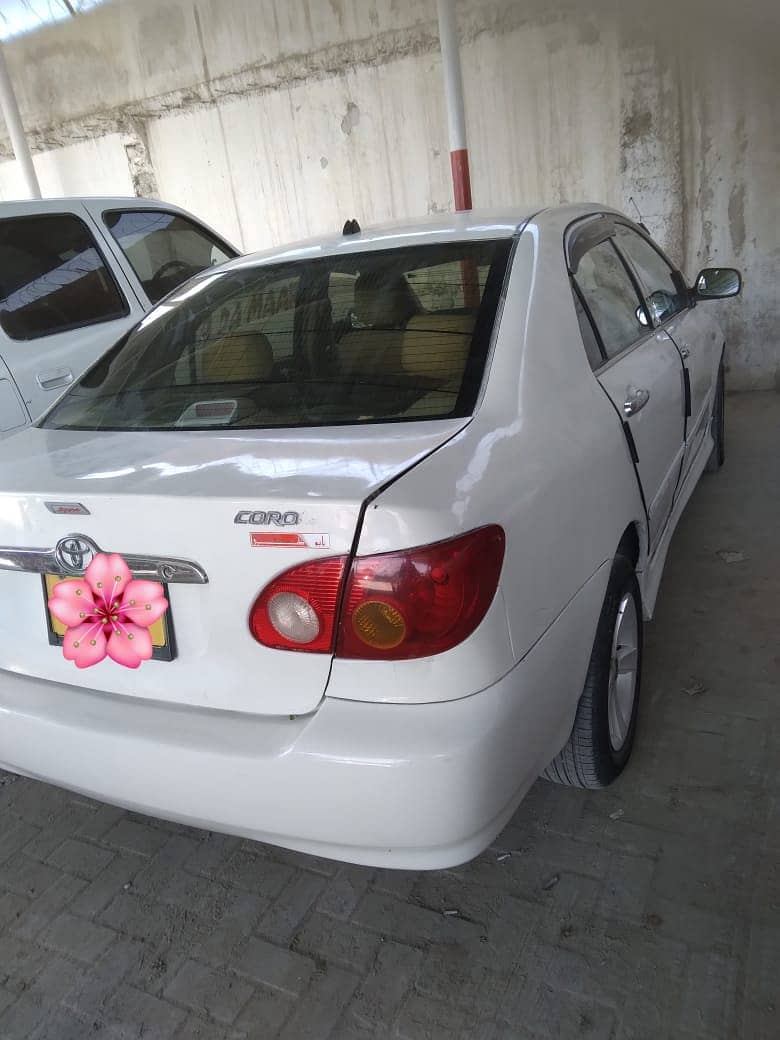 Toyota Corolla 2.0 D  2003 Model 6