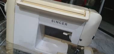 Electronic SINGER SEWING MACHINE