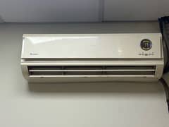 1 Ton Gree Non inverter split ac for sale