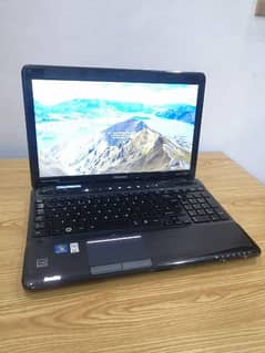 Toshiba Core i5 Gaming Laptop with 1gb Nvidia Gt 520m/For Sale