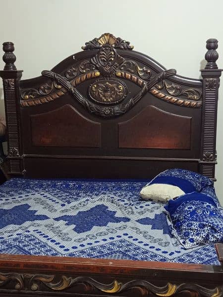 king size wooden bed 100 kg plus weight 0