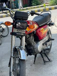 honda 125 lush condition urgent sale 0