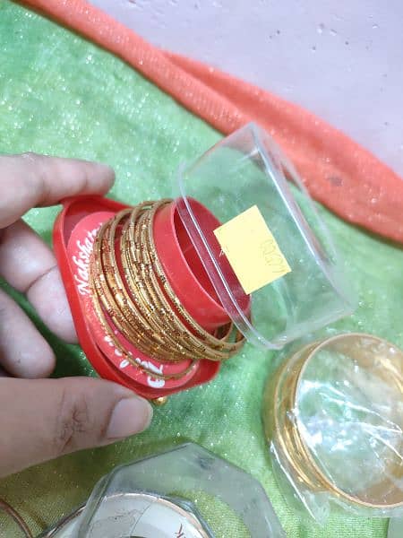 original indian golden bangles and kare very beautiful 4