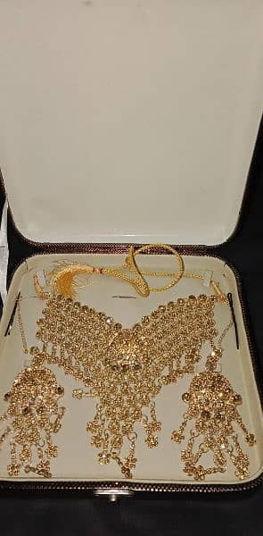 Beautiful jewelry set. 0