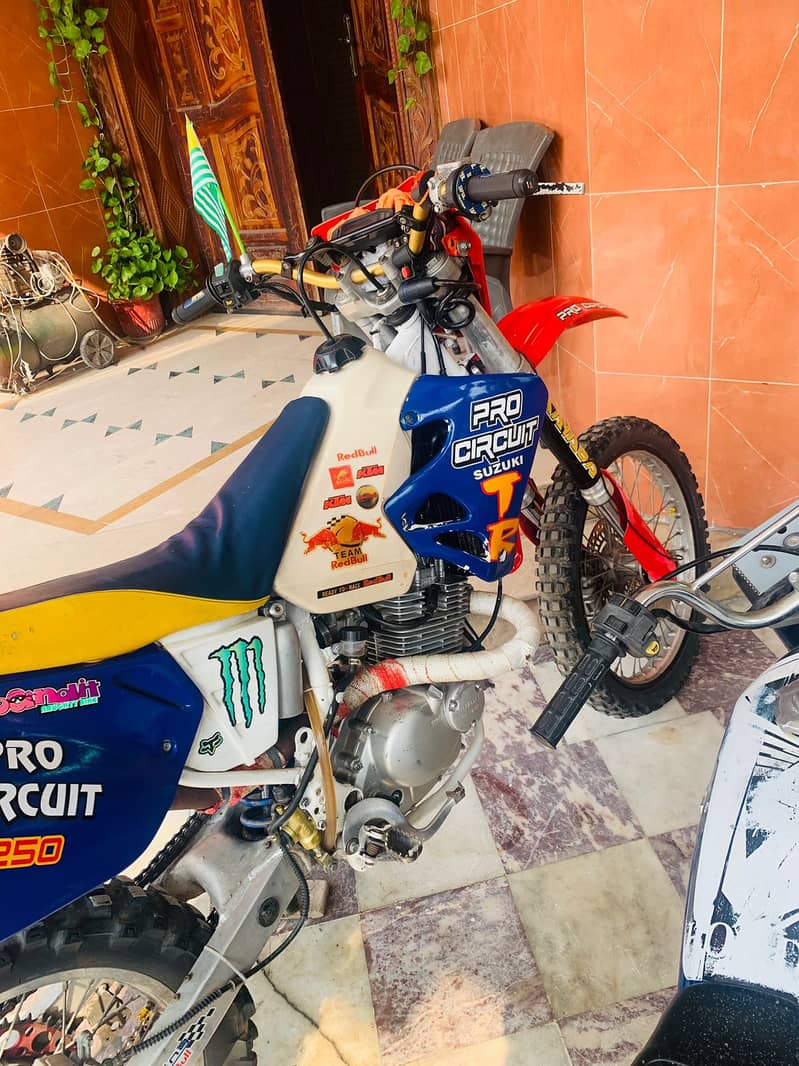 Suzuki RM-Z250 2017 (exchange possible with heavy bike 2