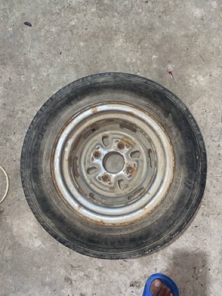 SUZUKI MEHRAN  RIMS AND USED TYRES 8