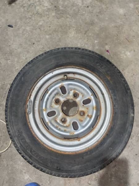 SUZUKI MEHRAN  RIMS AND USED TYRES 9