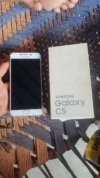 arjant sale samsung galaxy c5 4ram 64gb kese mobile ka sath change be 2