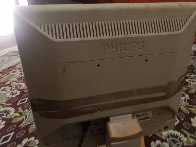 Philips LCD 19 Inch New Condition 3