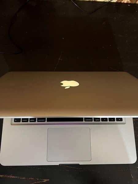 macbook pro (13” early 2011) 1