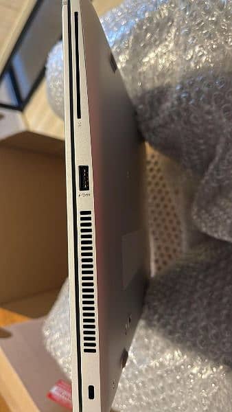 HP ELITEBOOK 840 1