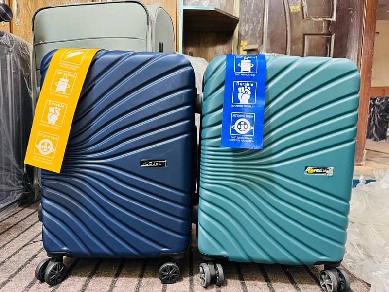 Luggage bags/ travel suitcases/ trolley bags/ travel trolley/ attachi 1