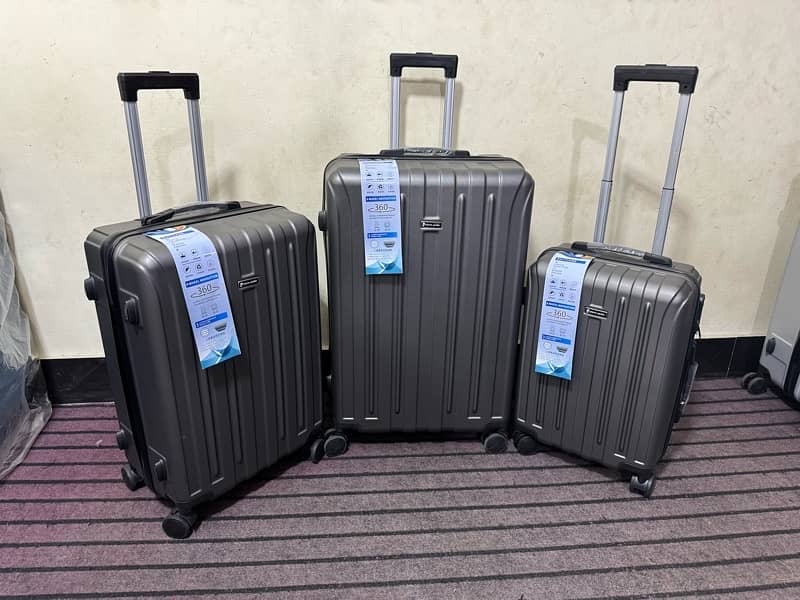 Luggage bags/ travel suitcases/ trolley bags/ travel trolley/ attachi 10