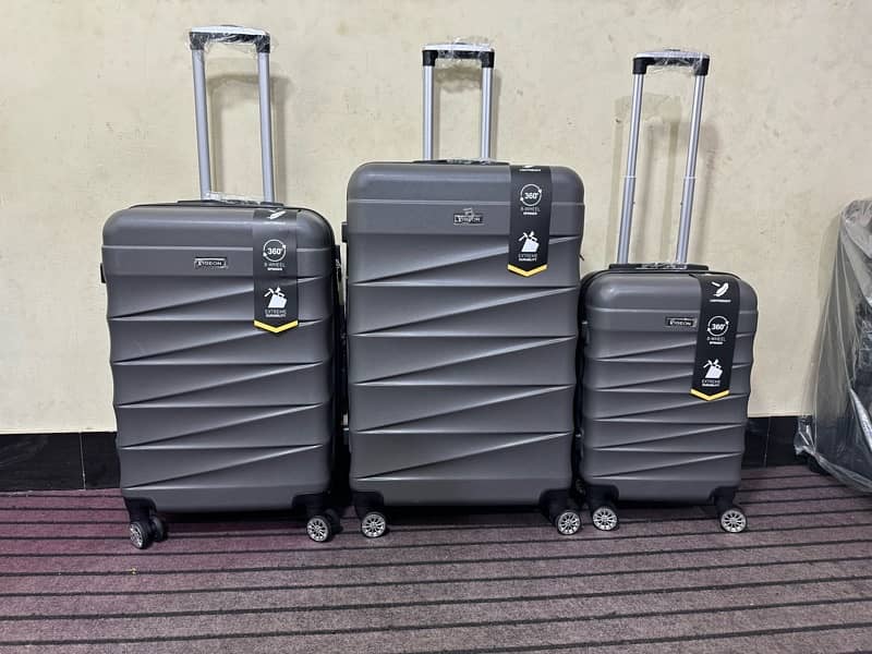 Luggage bags/ travel suitcases/ trolley bags/ travel trolley/ attachi 12