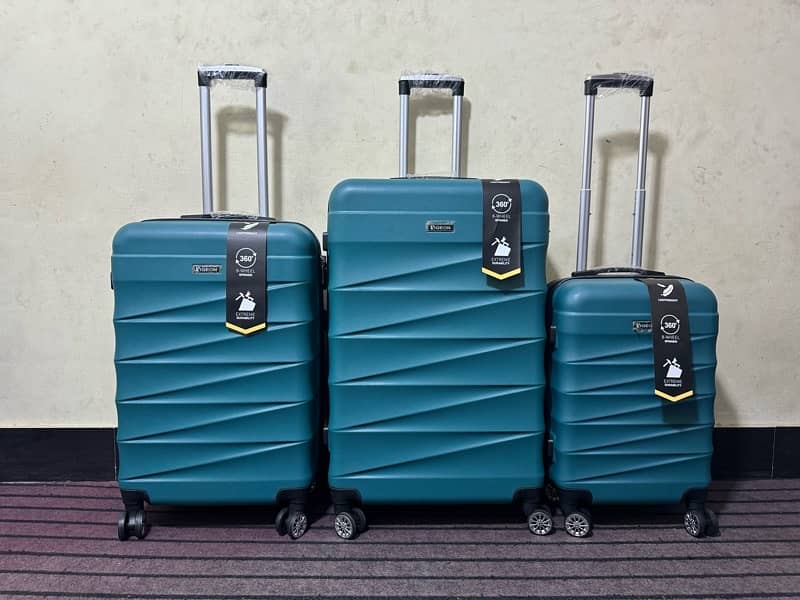 Luggage bags/ travel suitcases/ trolley bags/ travel trolley/ attachi 16