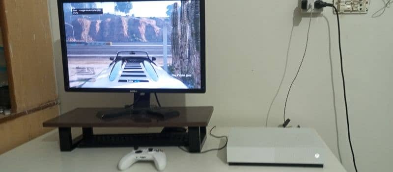 24 inch Gaming and Xbox monitor 5