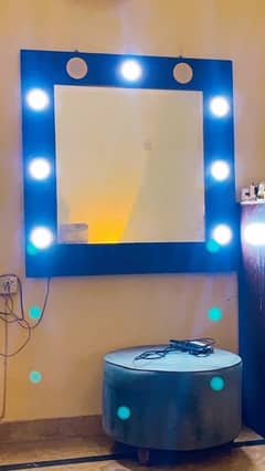 4/4 mirror with led lights