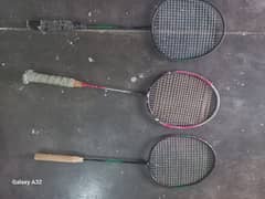 Yonex badminton raket Nanoflare 700 with 3 other local rakets