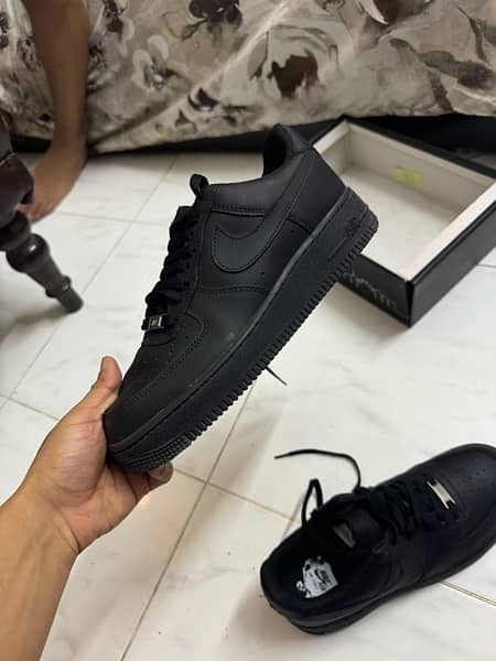 10/10 Nike AF1 airforce 1 size 40 3