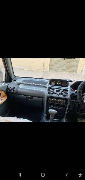 Mitsubishi Pajero 1993 exchange possible 9