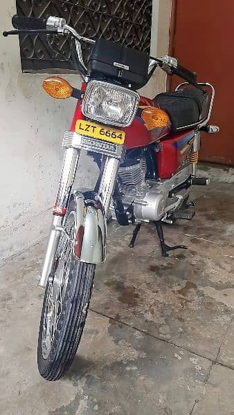 Honda 125 modal 2005. 5