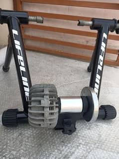 GAINT road bike trainer 03002321690