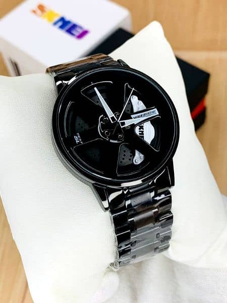 "360° Rotating Spinning Wheel Watch: The Perfect Blend of Style and Mo 5