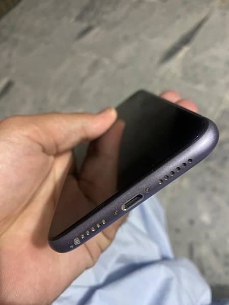 Iphone 11 Factory Unlock 128gb for sale 5