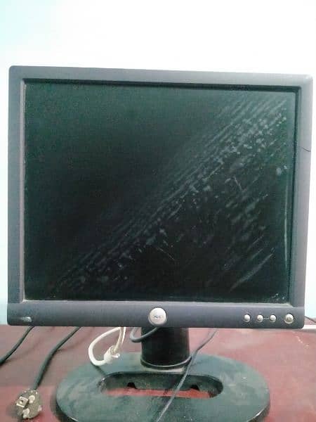 Dell 17inch Lcd monitor with power supply and vga cable 3