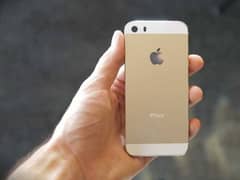 iPhone 5s Golden Color 16GB Country Code Came from Japan Neat phone