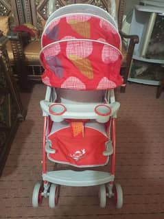 baby pram new condition 0