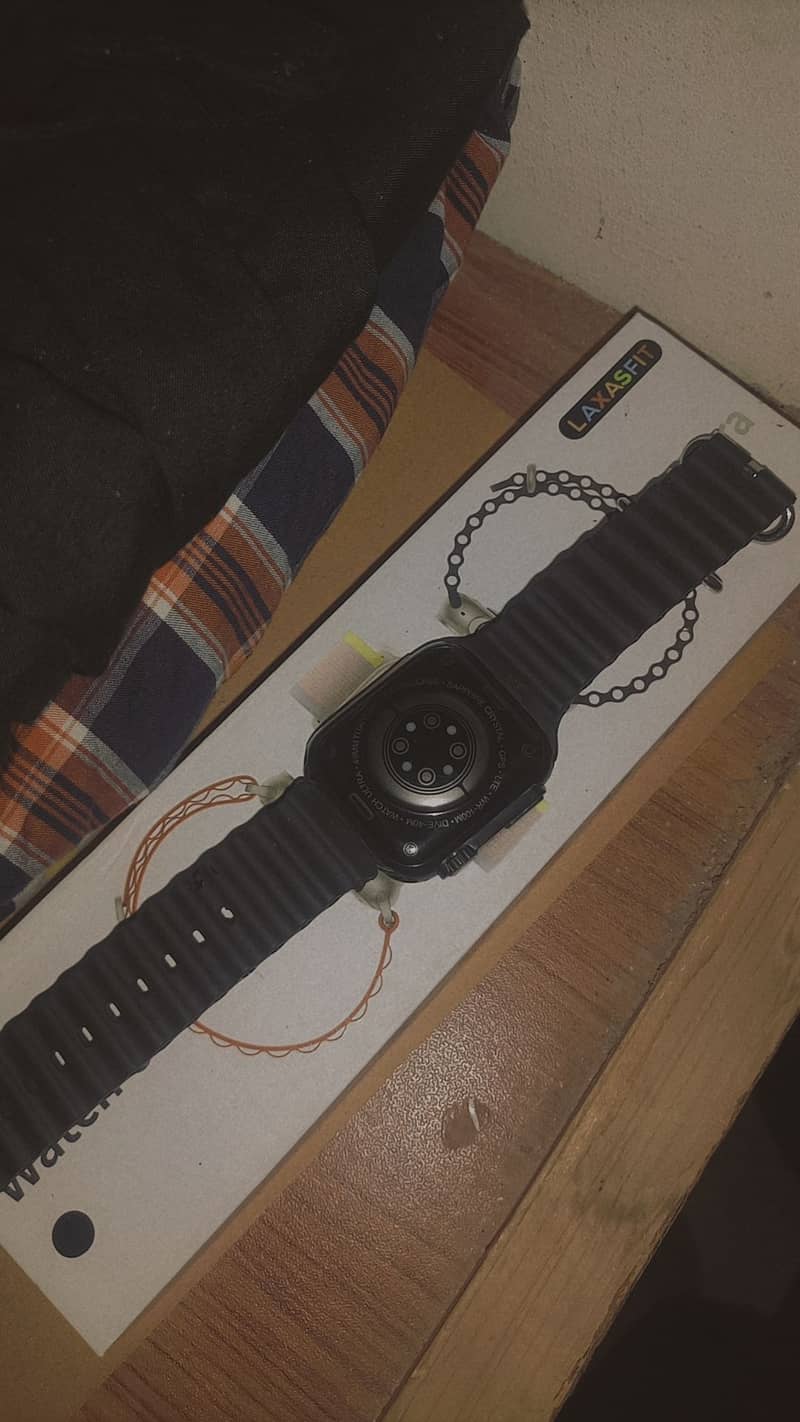 Smart watcH 8 altra 1