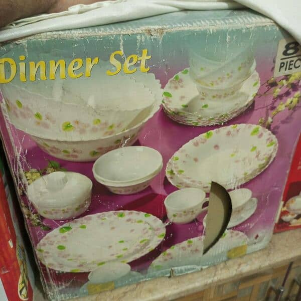 2 dinner Sets very good made 1