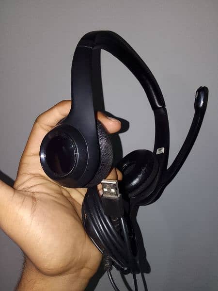 Logitech H390 USB Headset 2