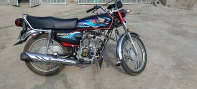 red Honda 125 for sale