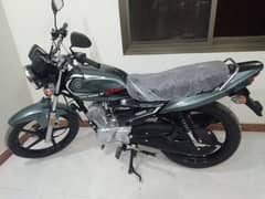 selling Yamaha 125z model 2024 0