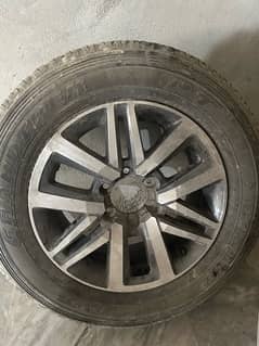 Toyota Revio/ fortuner Rim and tyre