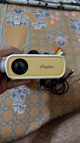 Elephas Mini Projector 0