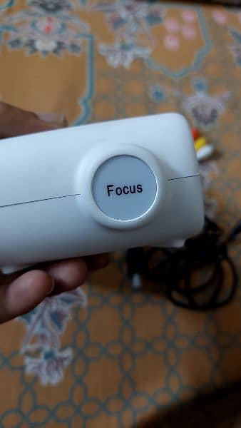 Elephas Mini Projector 3