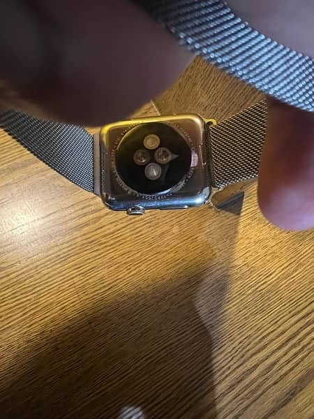 apple watch series 1 42 mm stainless steel  scratchless condition 3