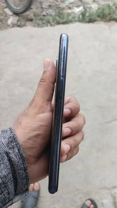 one plus n10 bas penal brokan hai Baki a1 hai