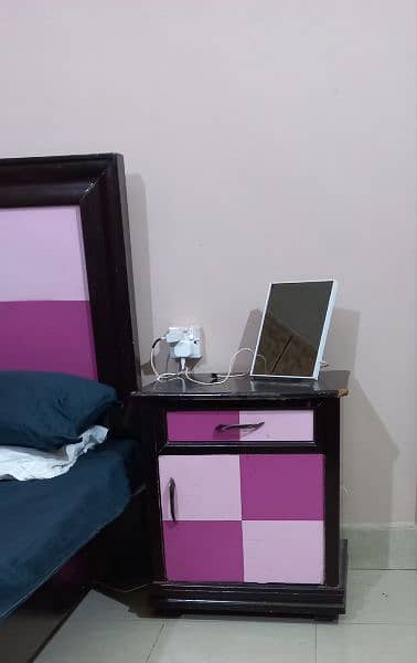 Charming Pink Bed for Girls with a side table 0