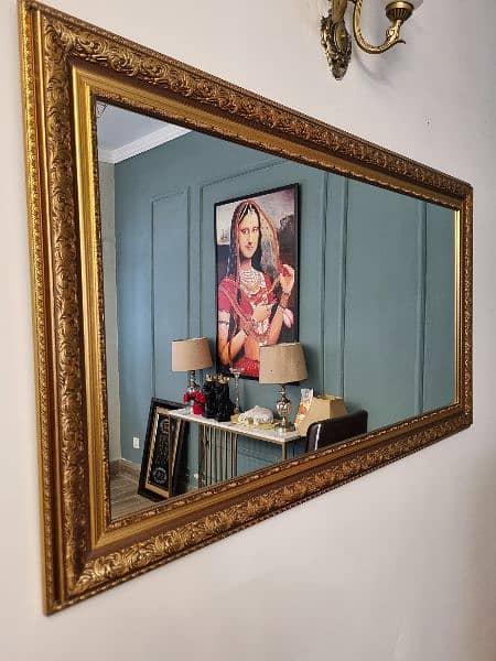 Wall mirror and frames 0