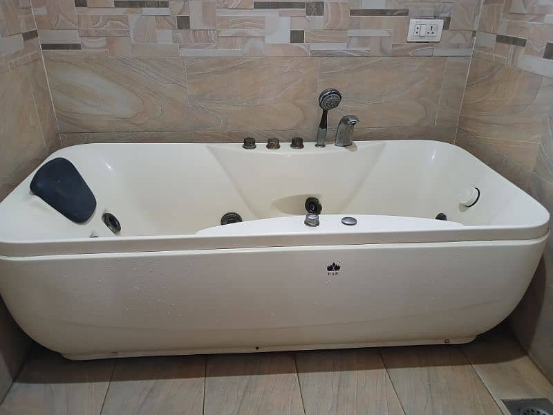 bath tub 2