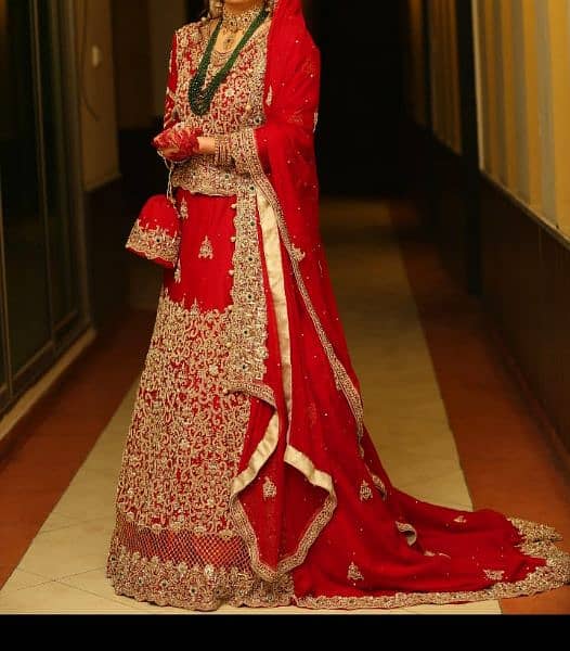 Fully Embroidered Bridal lehnga 4