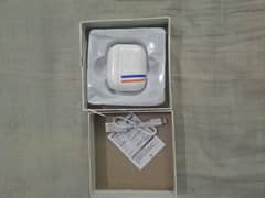 Earphone 2nd Generation with magnetic White Case