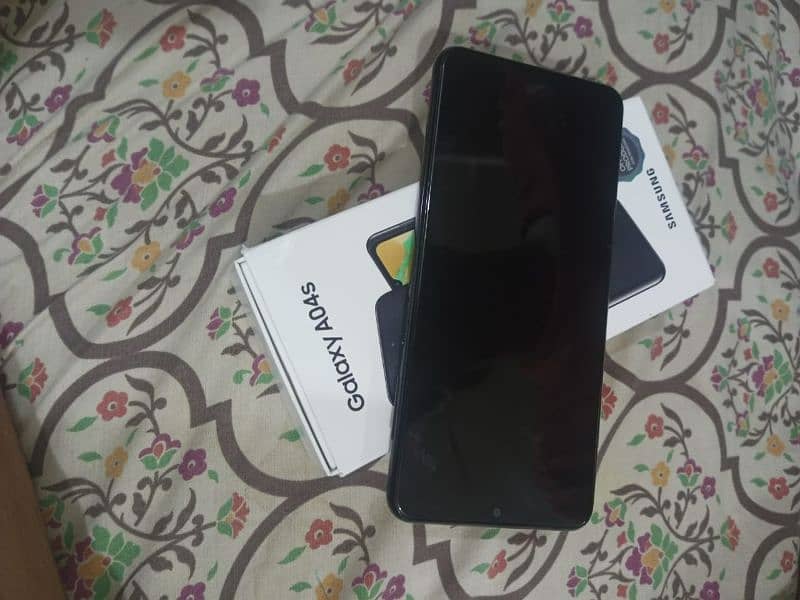 Samsung A04s 64/4  new condition few hours used 5